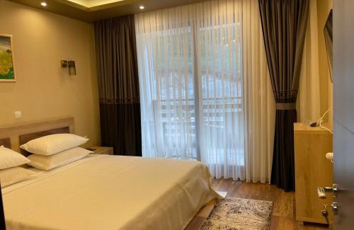 Velingrad Apartment | Guest Rated 10/10: Апартамент ВАНЕСА with Family-Friendly Amenities