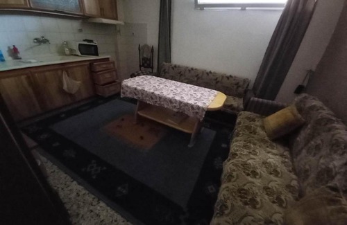 Xanthi Apartment | Pet-Friendly Apartment in Ksanthi with Ocean View