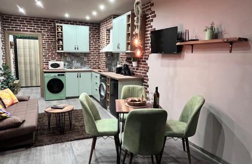 Varna Municipality Apartment | Top-Rated Апартамент Даная 3: Beachfront Family Getaway