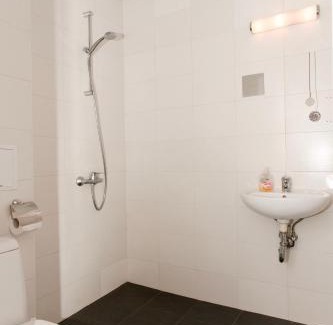 Sofia Apartment | Cozy Apartment Near Park and Metro - Pet & Child Friendly
