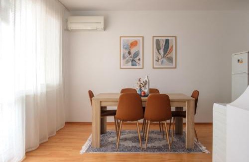 Yambol Apartment | Bright and Cozy Bажолета Apartment in the Heart of Yambol