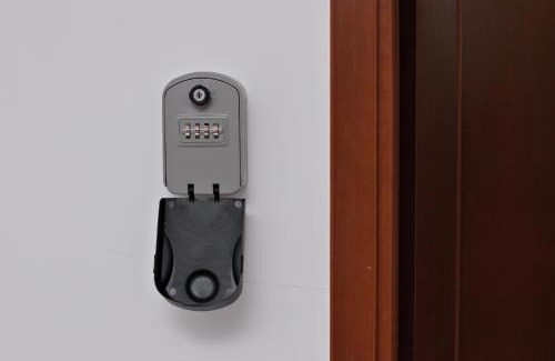 Smolyan Apartment | Guest-Rated Дарива Apartment with Family-Friendly Amenities