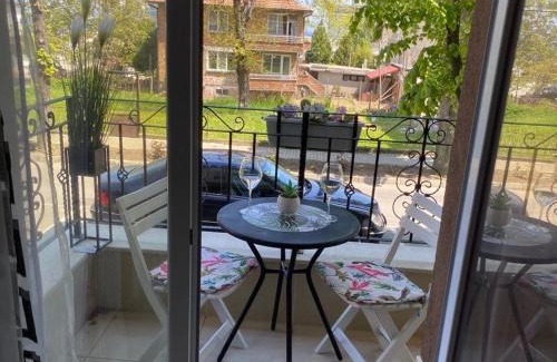 Obzor Apartment | Guest-Rated Denitsa Apartment with Pool & Pet-Friendly Stay