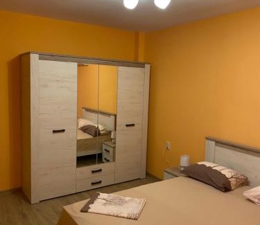 Kazanlak Apartment | Guest-Rated 9.8: Family-Friendly Апартамент за гости ДИГЕНА