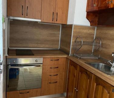 Devin Apartment | Cozy Guest Apartment with Breakfast and Child-Friendly Perks