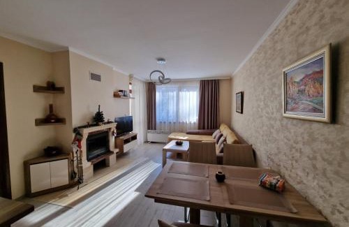Pamporovo Apartment | Unforgettable Lake View Apartment at Villa Flora - 9.9/10 Rated