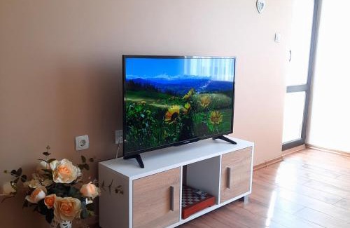 Chepelare Apartment | Cozy Apartment Lidia: Pet and Child Friendly Oasis