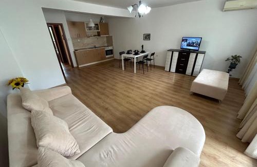 Kazanlak Apartment | Child-Friendly Retreat at Апартамент Маги - Rated 9.1/10