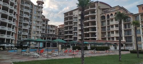 Elenite Apartment | Cozy Apartment Just Steps from the Beach with Ocean Views