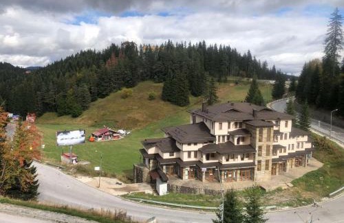 Pamporovo Apartment | Experience Comfort at Pamporovo Palace - Rated 9.6/10