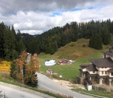 Pamporovo Apartment | Experience Comfort at Pamporovo Palace - Rated 9.6/10
