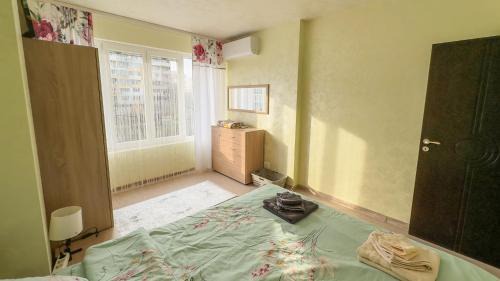 Sofia Apartment | Family-Friendly Getaway at Апартамент Панчо - 10/10 Rated