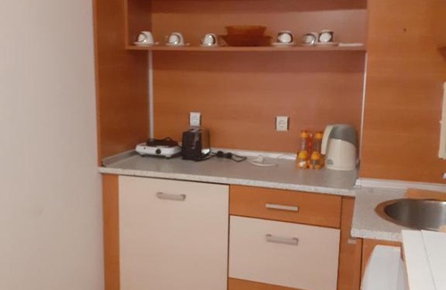 Chaika Apartment | Pet-Friendly Retreat at Апартамент Полюси 1 - Rated 9.8