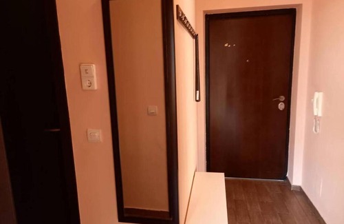 Varna Municipality Apartment | Discover Comfort at Апартамент Романтика - 9/10 Rated!
