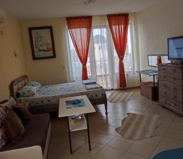 Sarafovo Apartment | Cozy Studio Apartment in Sarafovo with Sea View