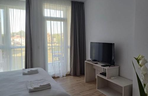 Hisarja Apartment | Family-Friendly Prestige Studio: Perfect for Your Getaway