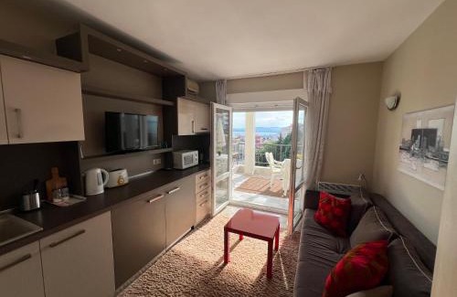Sveti Vlas Apartment | Cozy Apartment Tanya: Family-Friendly Getaway Awaits