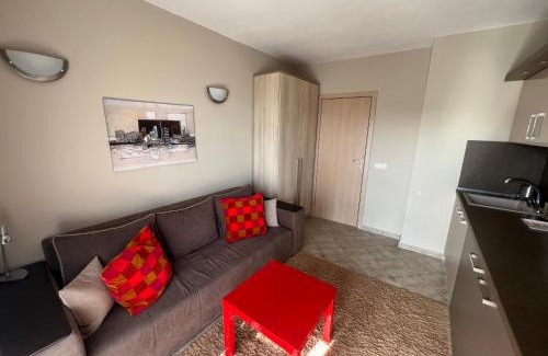 Sveti Vlas Apartment | Cozy Apartment Tanya: Family-Friendly Getaway Awaits