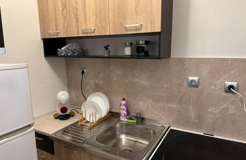 g.k. Trakia Apartment | Budget-Friendly Apartment Alex - Child Friendly & 10/10 Rated