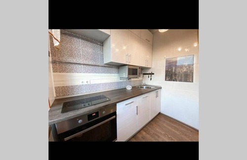 Petropavlovsk-Kamchatskiy Apartment | Ideal Apartments on Prospect Pobedy 9 - Guest Rated 10/10