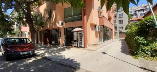 Plovdiv Apartment | Pet-Friendly Apart Center 22/7 - Rated 9/10 for Comfort