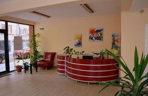 Plovdiv Apartment | Pet-Friendly Apart Center 22/7 - Rated 9/10 for Comfort