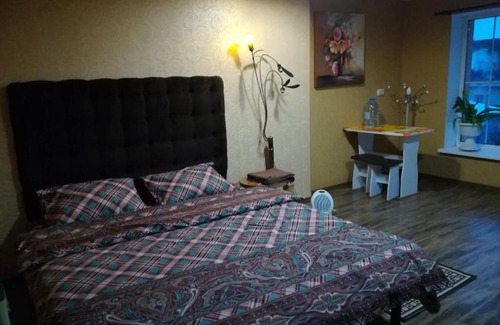 Poltava Oblast Apartment | Family-Friendly Stay at Апельсин with Kitchen Amenities