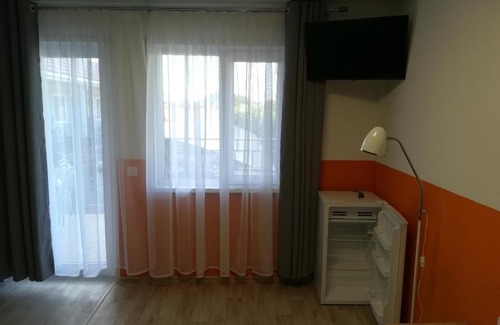 Sol'-Iletsk House | Budget-Friendly Stay at АсСоль with Kitchen Amenities