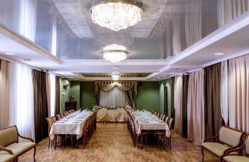 Voronezh Hotel | Cozy Астерия Воронеж: Pet-Friendly with Pool & Breakfast