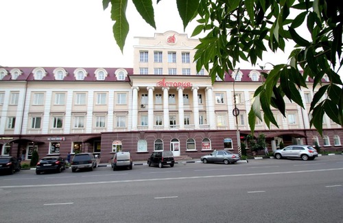 Engels Hotel | Pet-Friendly АСТОРИЯ: Perfect Getaway with Breakfast