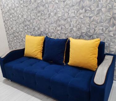 Kokshetau Apartment | Ideal Getaway: АУЕЗОВА 189б with Two Bedrooms & Sofas