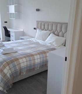 Chisinau Apartment | Exceptional Airport Rooms Open 24/7 - Family-Friendly Stay
