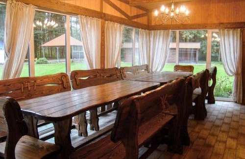 Velyka Omeliana Villa | Family-Friendly Retreat at Гаївка Cottages - 10/10 Rating