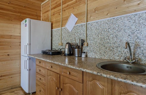 Mozhaysk House | Discover База Отдыха Калипсо with Hot Tub & Pet-Friendly Perks
