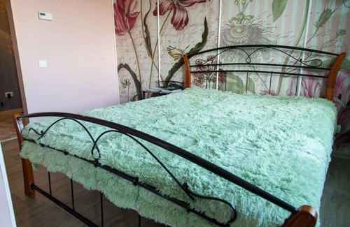 Svetlogorsk Apartment | Highly Rated Балтийская студия with Ocean View & Hot Tub
