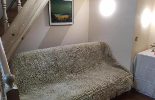 Smolyan Apartment | Discover Belevska House: Child-Friendly Stay with Kitchen