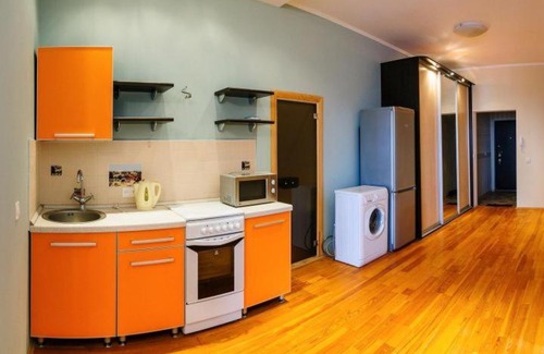 Tomsk Apartment | Budget-Friendly Stay at Белинского 18 with Breakfast