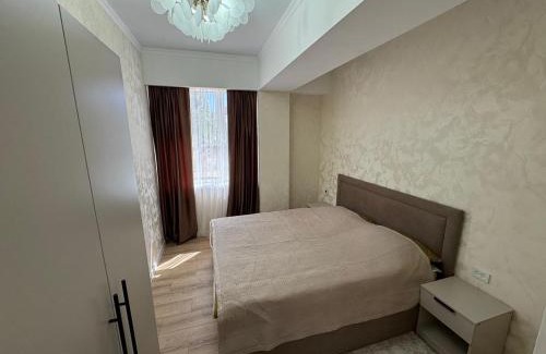 Cholpon-Ata Apartment | Beachfront Retreat at Берег 5: Family-Friendly Getaway