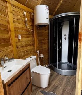 Issyk-Kul Region Apartment | Family-Friendly Близняшки: Your Ideal Getaway Awaits