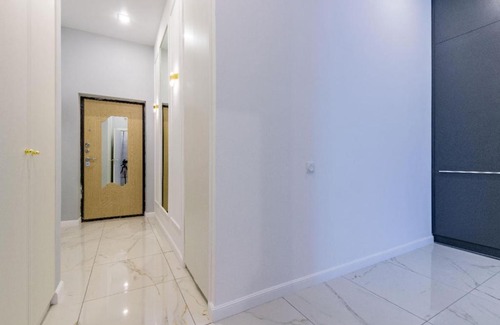 Oktyabrskiy rayon Apartment | Comfortable Stay at Большакова 25 - Guest Rated Experience