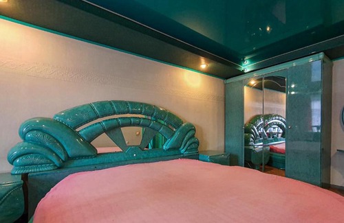 Nizhniy Novgorod City Centre Apartment | Prime City Center Apartment with Secluded Rooms