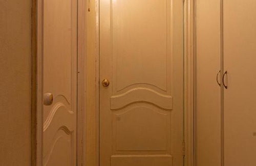 Nizhniy Novgorod City Centre Apartment | Prime City Center Apartment with Secluded Rooms