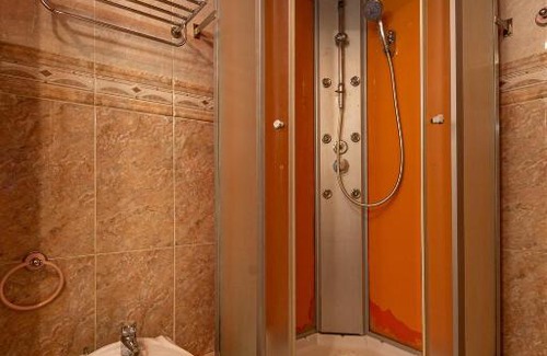 Nizhniy Novgorod City Centre Apartment | Prime City Center Apartment with Secluded Rooms