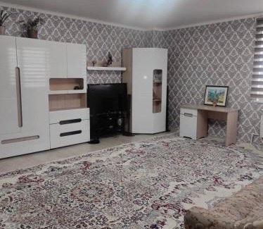 Aktobe Apartment | Spacious Three-Room Apartment with Pool and Child-Friendly Perks