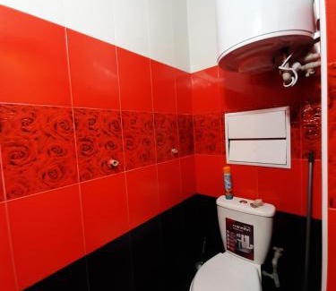 Cherkasy Apartment | Spacious 3-Room Apartment - Pet and Child Friendly Retreat