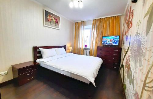 Sukhinovka Apartment | Discover Alex Apartments: 24/7 Check-In & Pet-Friendly Stay