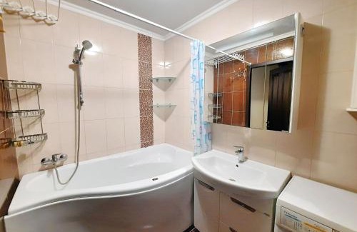 Sukhinovka Apartment | Discover Alex Apartments: 24/7 Check-In & Pet-Friendly Stay