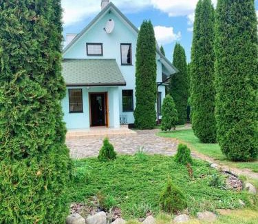Volyn Oblast Villa | Oceanfront Retreat at Бояринка: Family-Friendly Getaway