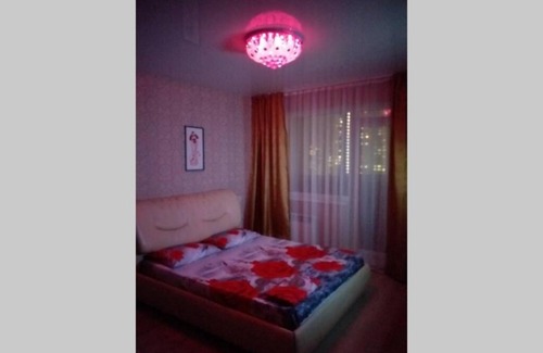 Chelyabinsk Apartment | Top-Rated Stay at Братьев Кашириных 131 а with Breakfast