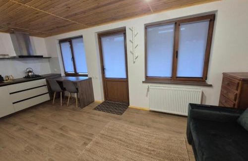 Tatariv House | Discover Бриндуш: Guest Rated 9.7, Pet-Friendly Retreat